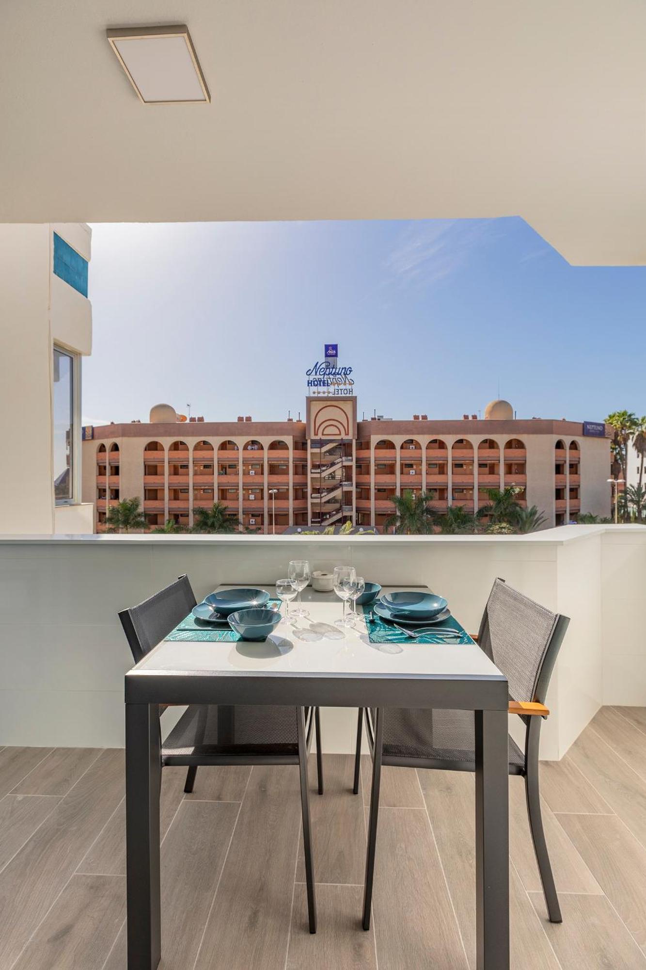 Chic & Stylish Near Yumbo Apartment Playa del Ingles  Exterior photo