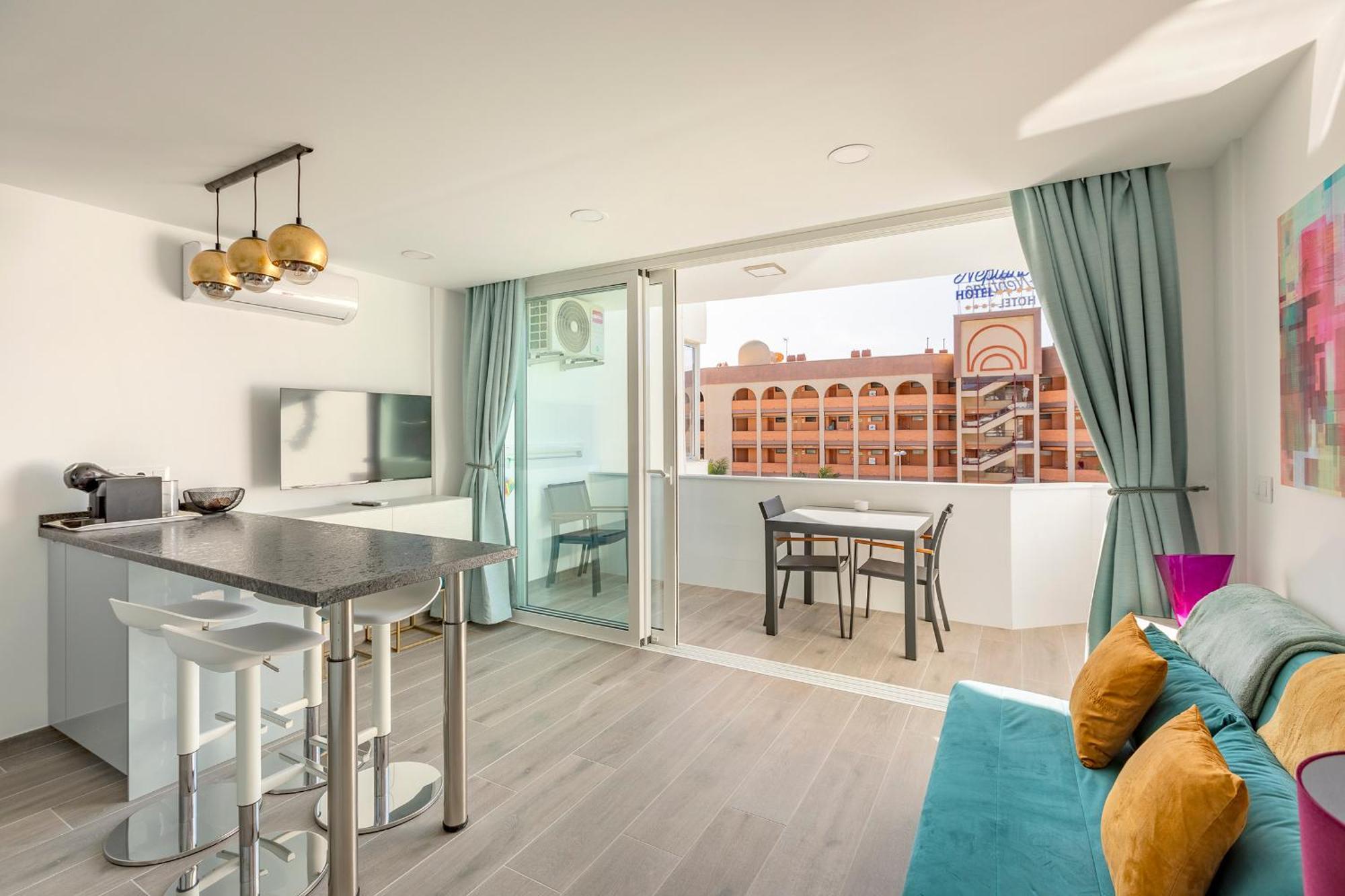 Chic & Stylish Near Yumbo Apartment Playa del Ingles  Exterior photo