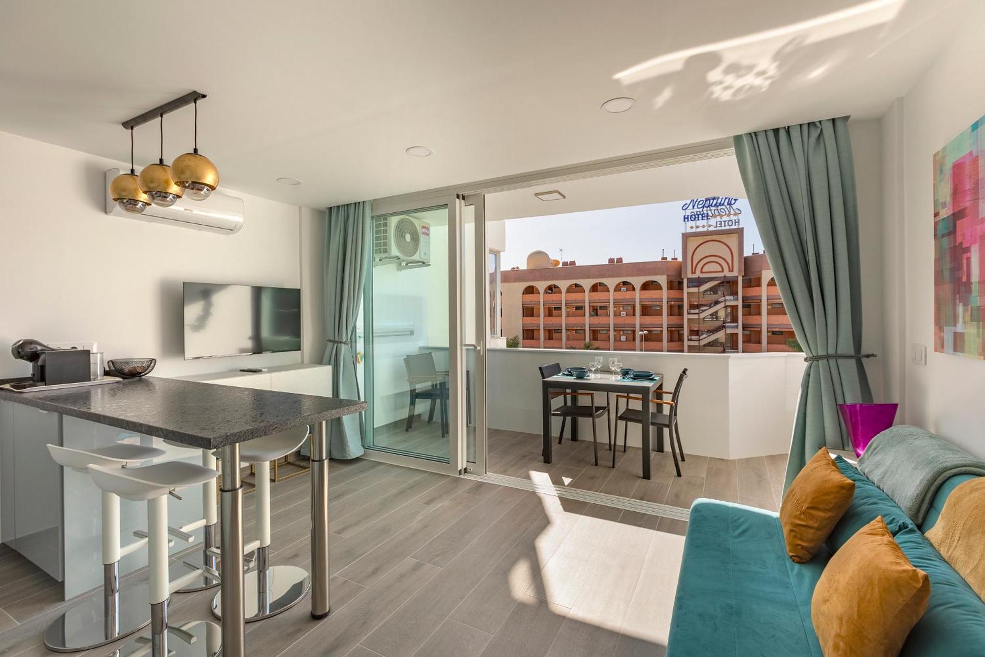 Chic & Stylish Near Yumbo Apartment Playa del Ingles  Exterior photo